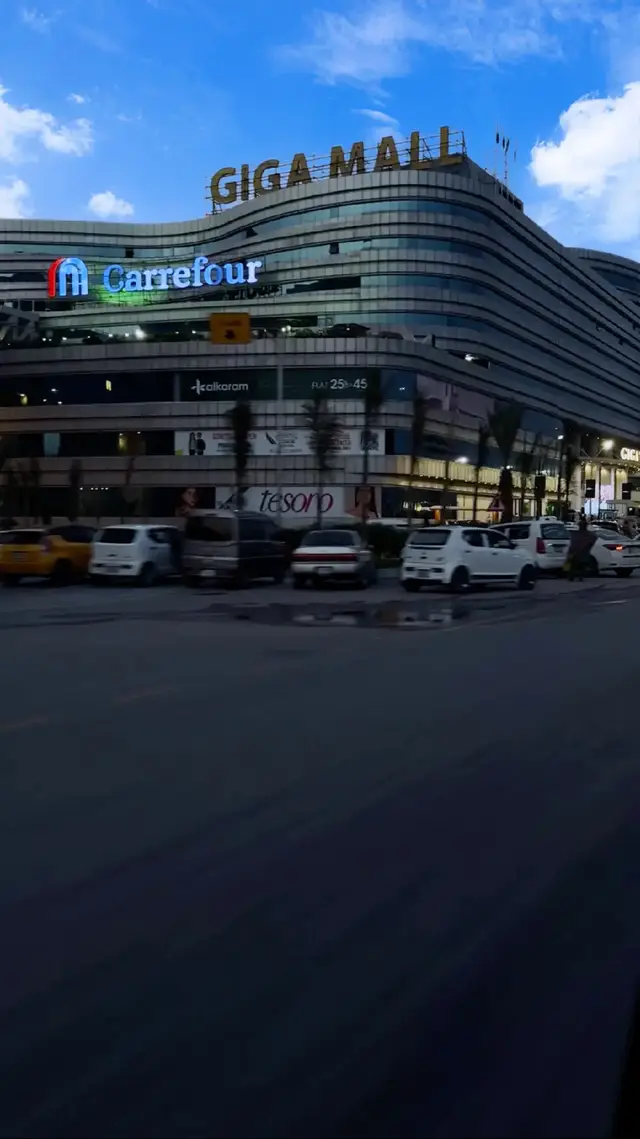 #gigamallislamabad🥀🖤 #fypviraltiktok🖤シ゚☆♡ @sabasandhulive00 @já. @mairaaa #foryoupageofficiall❤️❤️tiktok 