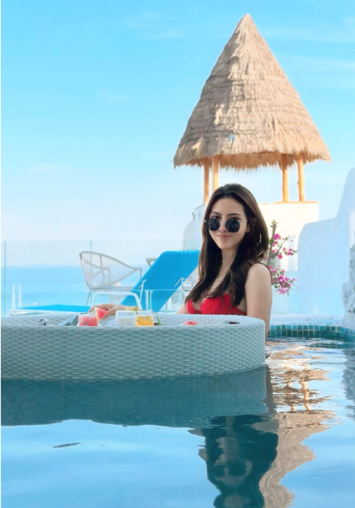 Di cintai atau tidak kita tetap jalan jalan. #holiday  #labuanbajo  #pulaukomodo  #loccalcollectionhotellabuanbajo  #2024moments 