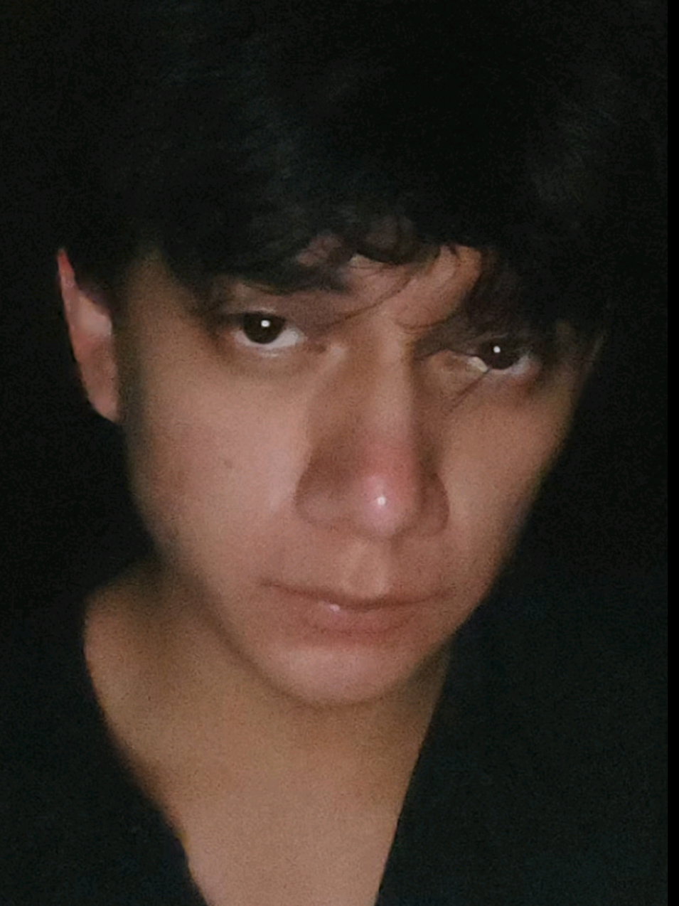 |•| ropa de bazar - ed maverick |•| #ropadebazar #edmaverick #eduardo #cover #rolitas  perdón por no etiquetar a los que me la pidieron, es que fueron muchos y se perdieron los nombres en los comentarios, los quiero mucho ❤️