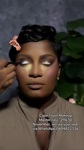 2 seats left for Cape Town masterclass, secure yours today❤️#makeupartist #makeupmasterclass #makeuptutorials #sandtonmakeupartist #capetownmakeupartist 