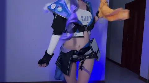 Sói bạc #cosplays #cos #xuhuong #HonkaiStarRail 