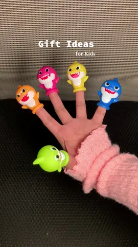 #sharktoy #sharkfingerfamily #fingerfamily #giftideasforkids #toysforkids 