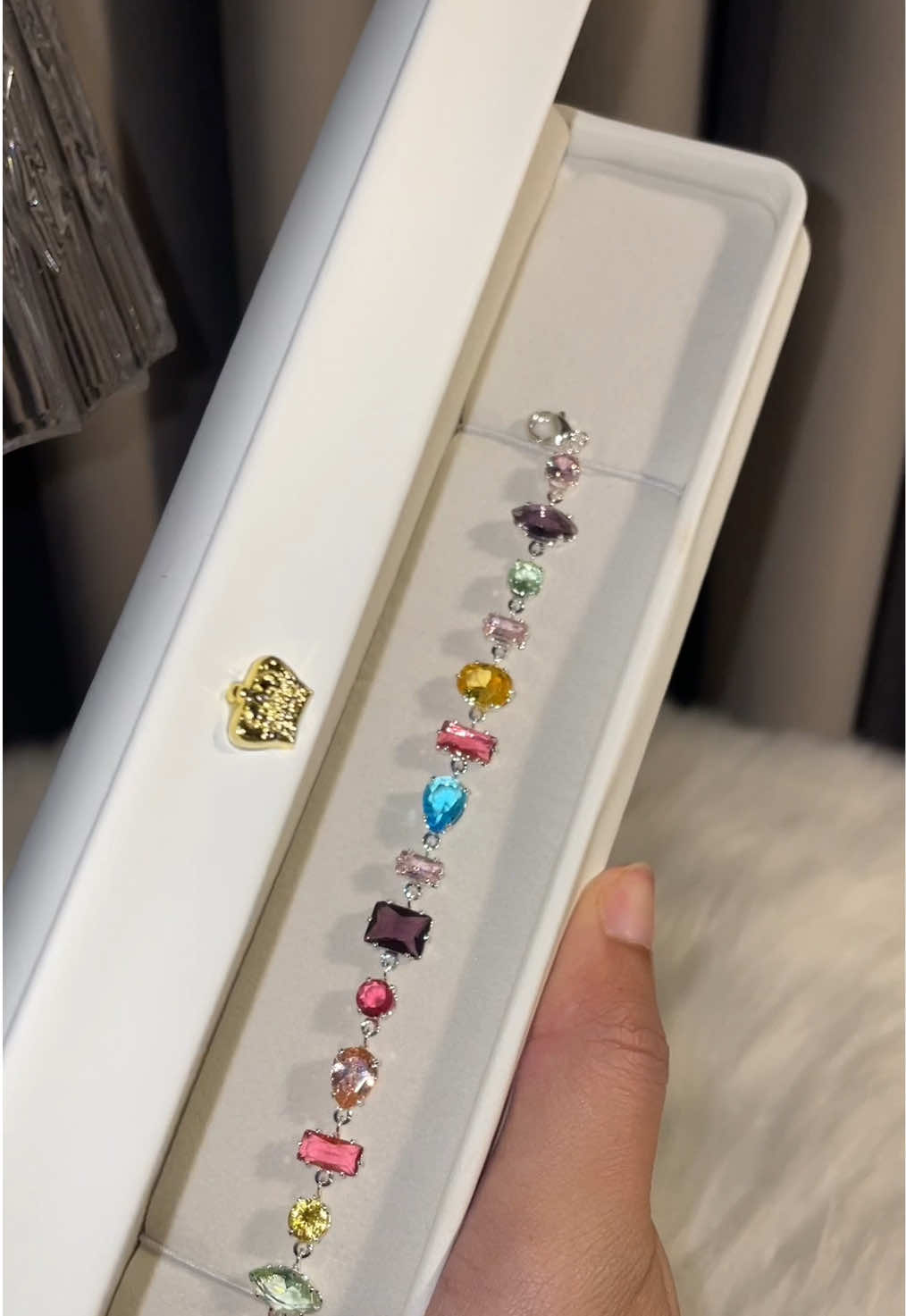 Rainbow 🌈 #chanyjewelry #jewelry #ของขวัญ #สร้อยข้อมือ #เครื่องประดับ #เซตของขวัญ #ของขวัญให้แฟน #ของขวัญวันครบรอบ #ของขวัญวันเกิด #fyp #กําไลข้อมือ 
