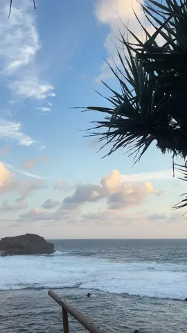 2019 ternyata 6 tahun yg lalu🙂#sunsetvibes#lilyalanwalker#fyp#dirumahaja#vibes2019 