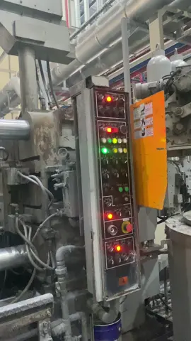 Phun nước làm mát khuôn như này đã ổn chưa mọi người #getac #ducnhom #dudenvlog #xuhuongtiktok #xh 