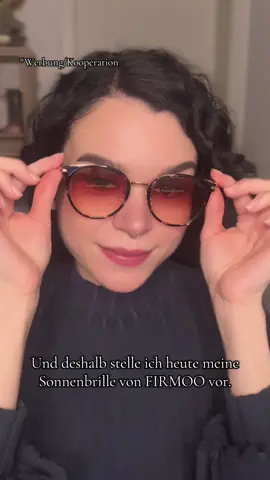 Für lichtempfindliche Menschen wie mich, sind Sonnenbrillen ein Muss zu jeder Jahreszeit! 🍂 Spart mit „ellena5020“ bis zum 15. November 2025 50% auf alle Brillenfassungen und 20% auf Gläser bei @Firmoo.de ✨ Disclaimer: Keine Sorge, das hier bleibt ein Musik-Account. ABER ich bin sehr happy über meine erste Kooperation und ein klitzekleines bisschen stolz auf mich 🥹🤍 #firmoo #firmoodeutschland #brillen #sonnenbrillen 