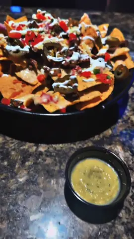 Amazing night out hitting some golf ⛳️ balls and enjoying food & drinks on a school night!!!