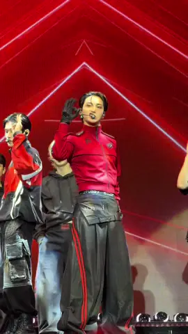 this money cover was actually insane + wooyoung twerking  #kpop #ateez #atiny #fyp #musicbank 