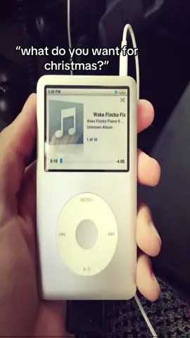 I LOVE IPODS.  #christmas #present 