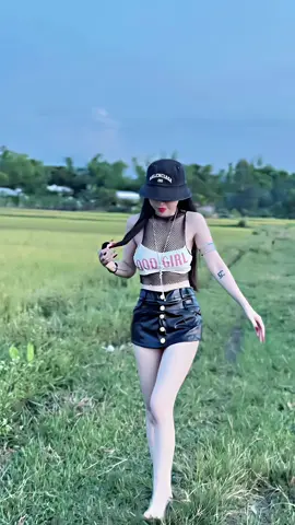 Mẹ Bỉm , hội bận rộn , hội lười đi spa chăm da thì trải nghiệm e Tắm trắng khô Niacinax10 phiên bản mới 4.0 vừa tiện vừa thúc đẩy da nhanh lên tone nha#Tắm_Trắng_khô_Niacinax10_350gr #Ủ_trắng_khô_Niacinax10_350gr #Combo_Tắm_trăng_Khô_Niacinax10_4 #xuhuongtiktok #Tắm_Trắng_khô_4_o_ko_cần_tắm_lại_Liền 