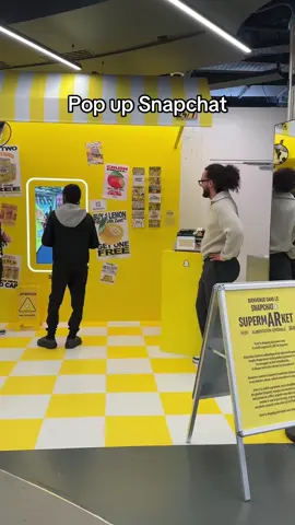 Pop up Snapchat in Paris