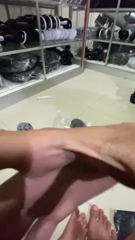 #beli1gratis1 #sendalslop #sandaljepit 