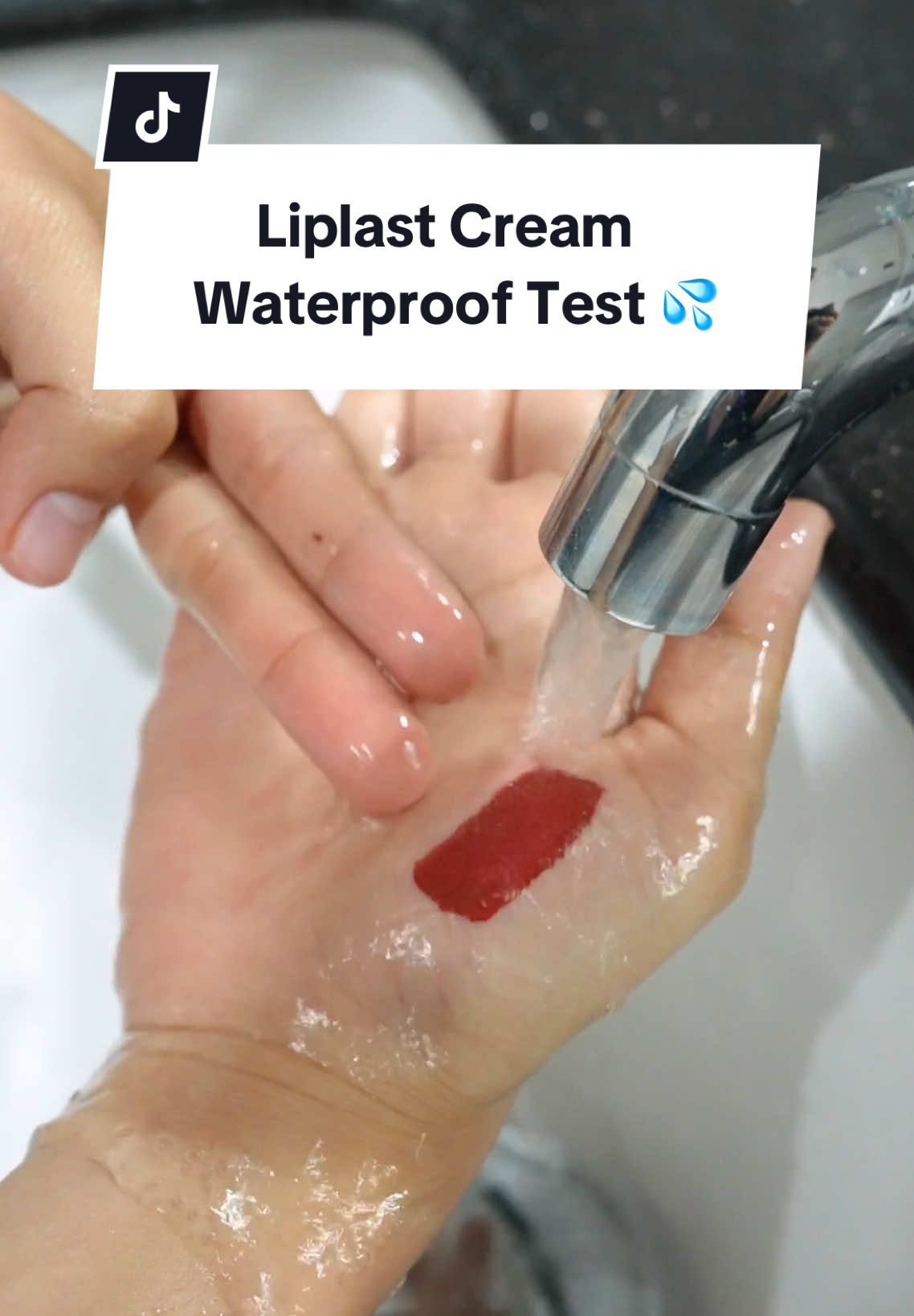 Replying to @mbkfebry_ Jadi terbukti ya kalau Liplast Cream waterproof banget buat lippie kamu! 💖✨ Next mau review lippie apa lagi? Komen di bawah yaa! 👇🏻 #Hanasui #HanasuiMakeup #LiplastCream 
