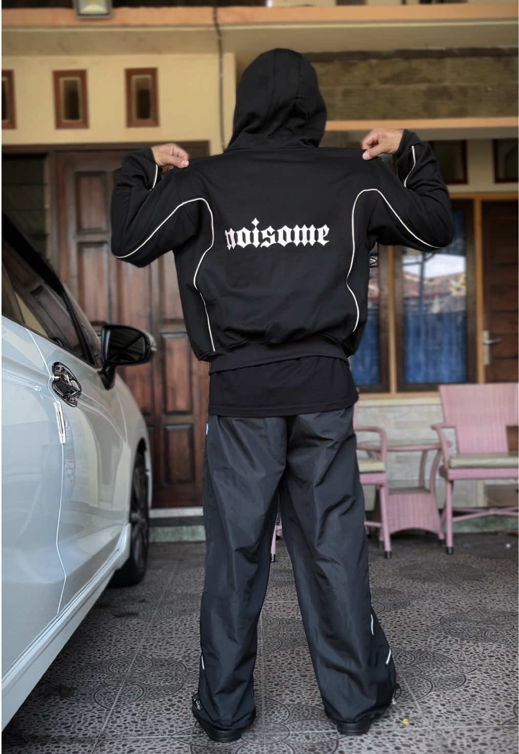 Noisome Hoodie Zipper Boxy Reflective - Revenge - Hitam BELI NYA DI KERANJANG KUNING DER