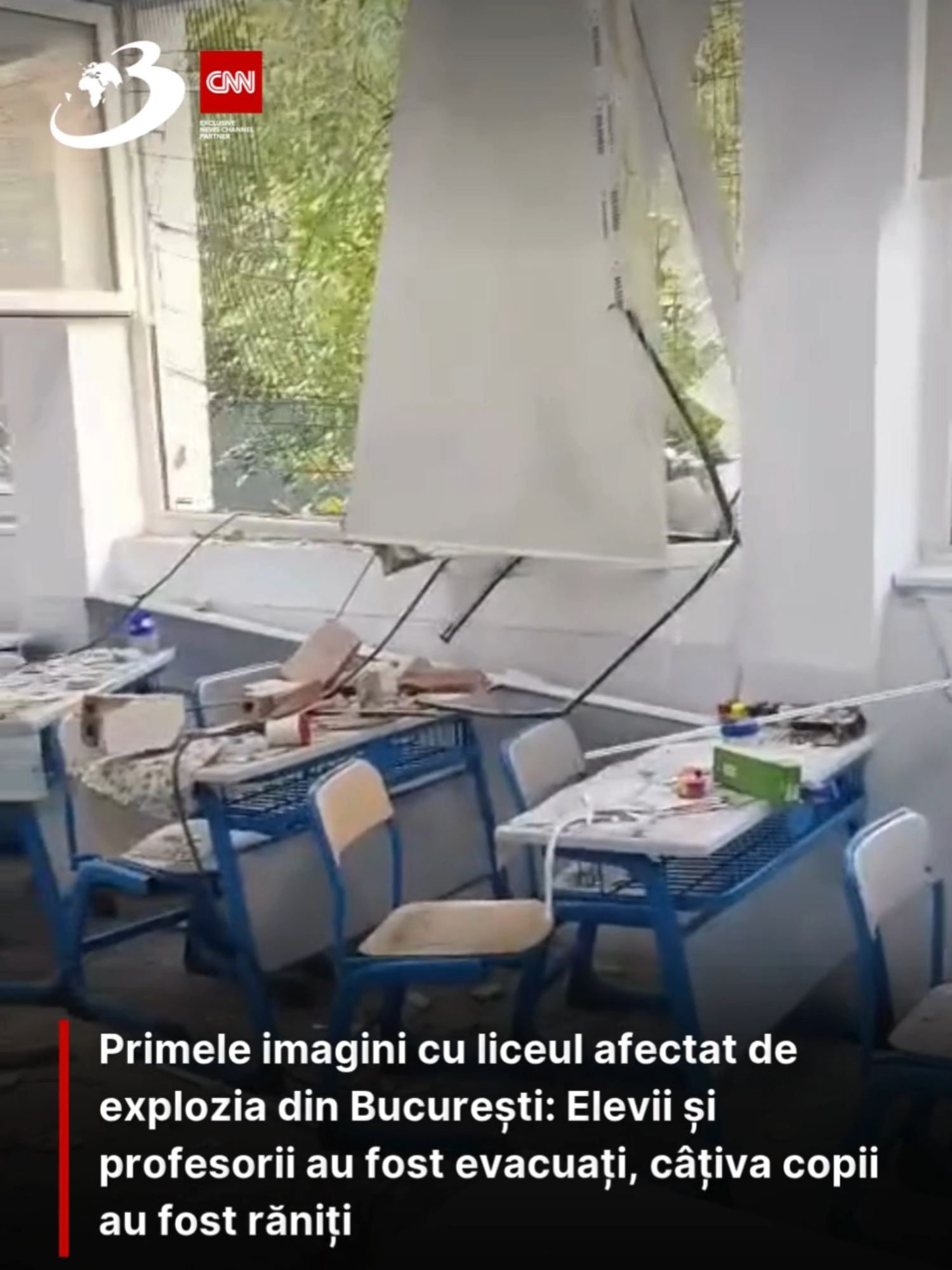 Elevii și profesorii din Liceul Teoretic „Dimitrie Bolintineanu”, aflat în proximitatea locului producerii exploziei din cartierul Rahova, au fost evacuați, vineri. Imaginile primite de Antena 3 CNN arată că există pagube materiale în unele săli de clasă, ca urmare a deflagrației. #antena3cnn