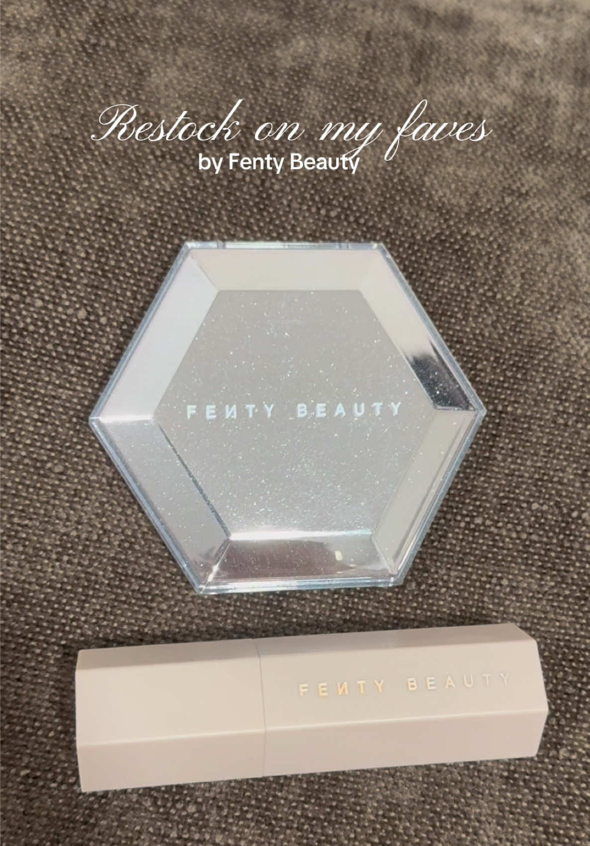 The only combo I’ll ever need for that island glow✨ I linked it in the video! The bundle deal is too good not to grab ! @Fenty Beauty #fentybeauty #fentyfam #fentyglow #TikTokShopHaul