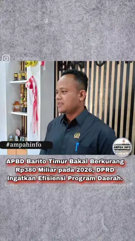 APBD Barito Timur Bakal Berkurang Rp380 Miliar pada 2026, DPRD Ingatkan Efisiensi Program Daerah. BERITA62.COM, Barito Timur – Anggaran Pendapatan dan Belanja Daerah (APBD) Kabupaten Barito Timur tahun 2026 dipastikan mengalami pengurangan signifikan hingga mencapai Rp380 miliar. Kondisi ini dikhawatirkan berdampak langsung terhadap pelaksanaan berbagai program dan visi misi kepala daerah. Ketua DPRD Barito Timur, Nursulistio, mengungkapkan hal tersebut usai mengikuti rapat bersama pihak eksekutif yang digelar di ruang rapat DPRD, Kamis, 16 Oktober 2025. Rapat tersebut diinisiasi oleh Komisi III dan membahas rencana kerja tahun anggaran 2026. “Dari pemaparan Pj Sekda tadi, diketahui terjadi pengurangan anggaran sekitar Rp380 miliar. Ini penurunan yang sangat tajam, dan tentu akan berpengaruh terhadap pelaksanaan program daerah,” ujar Nursulistio. Ia menjelaskan, petunjuk teknis penyusunan APBD sudah dikeluarkan oleh Kementerian Dalam Negeri, serta surat edaran dari Kementerian Keuangan terkait dengan transfer dana ke daerah. Dengan dasar itu, pemerintah daerah kini harus melakukan penyesuaian perencanaan anggaran secara hati-hati dan efektif. Sumber: https://berita62.com/2025/10/16/apbd-barito-timur-bakal-berkurang-rp380-miliar-pada-2026-dprd-ingatkan-efisiensi-program-daerah/ Jangan lupa follow @ampahinfo  #baritotimur #ampahkota #ampah #ampahinfo #bartim 