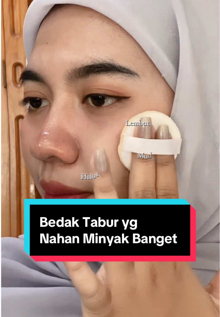 Bisa nyerap dan nahan minyak seharian hingga 12 jam! 😍 . #bedaktabur #bedaktaburyunitama #loosepowderyunitama #kosmetikviral 