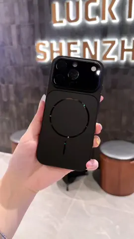 Want to see some magic? 🌟 This case turns your OLD iPhone into the NEW iPhone 17 in 1 SECOND!#iphone17 #iphone17promax #mattecase #iphone17pro 