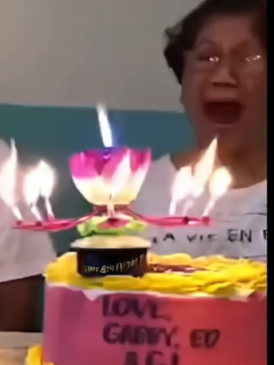 BIRTHDAY CANDLE 