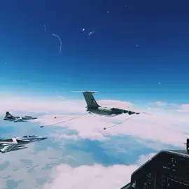 jet refueling in air #foryou #jf_17thunder #viewsproblem 
