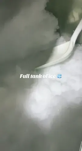 Full tank of ice 🧊🎉 #fridaynight #ice #icelovers #icemachine #asmr 