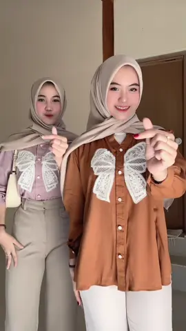 ale ale alee~ kembaran lagi yuk nih#atasanwanita #coquetteaesthetic #kemeja #tiktokshop #rayon 