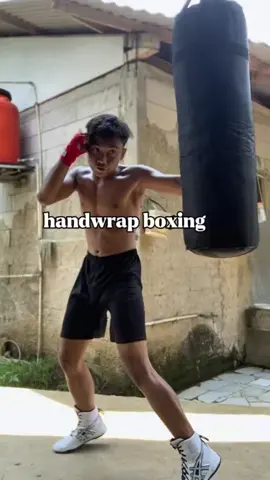 #handwrap #handwrapboxing #boxing #boxingtraining 