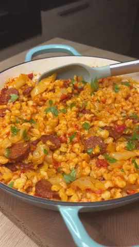 Október 17. – A szegénység elleni küzdelem világnapja 💛 Nem mindenki indul ugyanonnan, de mindenki megérdemli az esélyt a méltó életre.🙏 Ha tudsz, segíts lehetőségeid szerint! Már egy megosztás is sokat jelent. ✨ @segitek_egy_csaladot  A profilomon lévő linken találjátok a receptet. 🥰 #SegítekEgyCsaládot #citrompor 