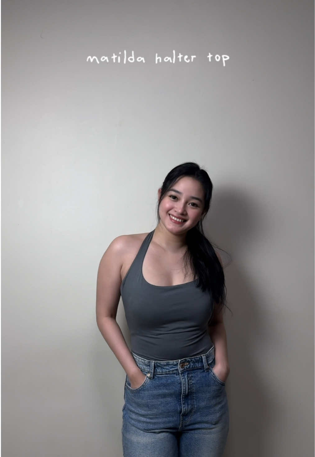 this top is so nice 💟  #girls #OOTD #outfitideas #budolfindsph #basicoutfit 