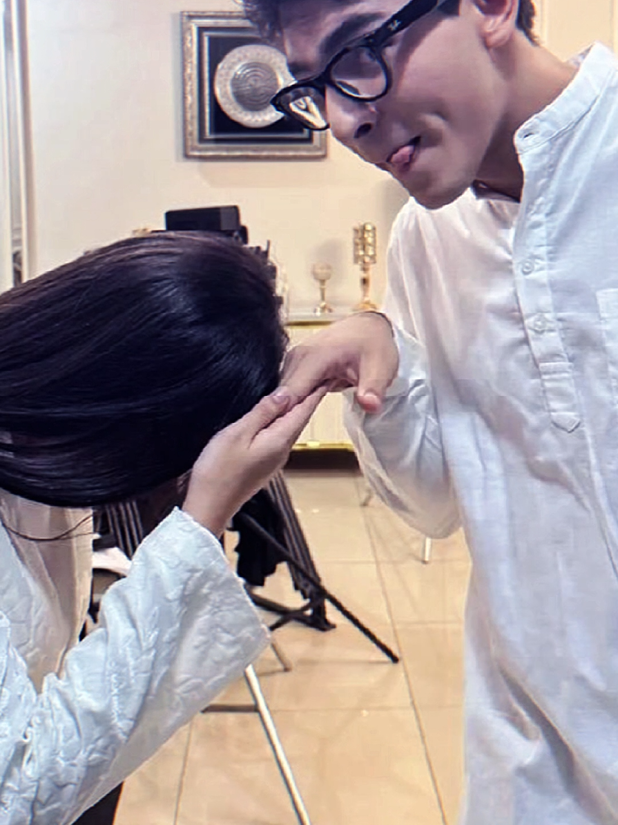 putih putih kali ini beda ni... #harqeel #harryvaughan #aqeelacalista #asmaragenz #agz @HV @Aqeela Aza Calista @SCTV 