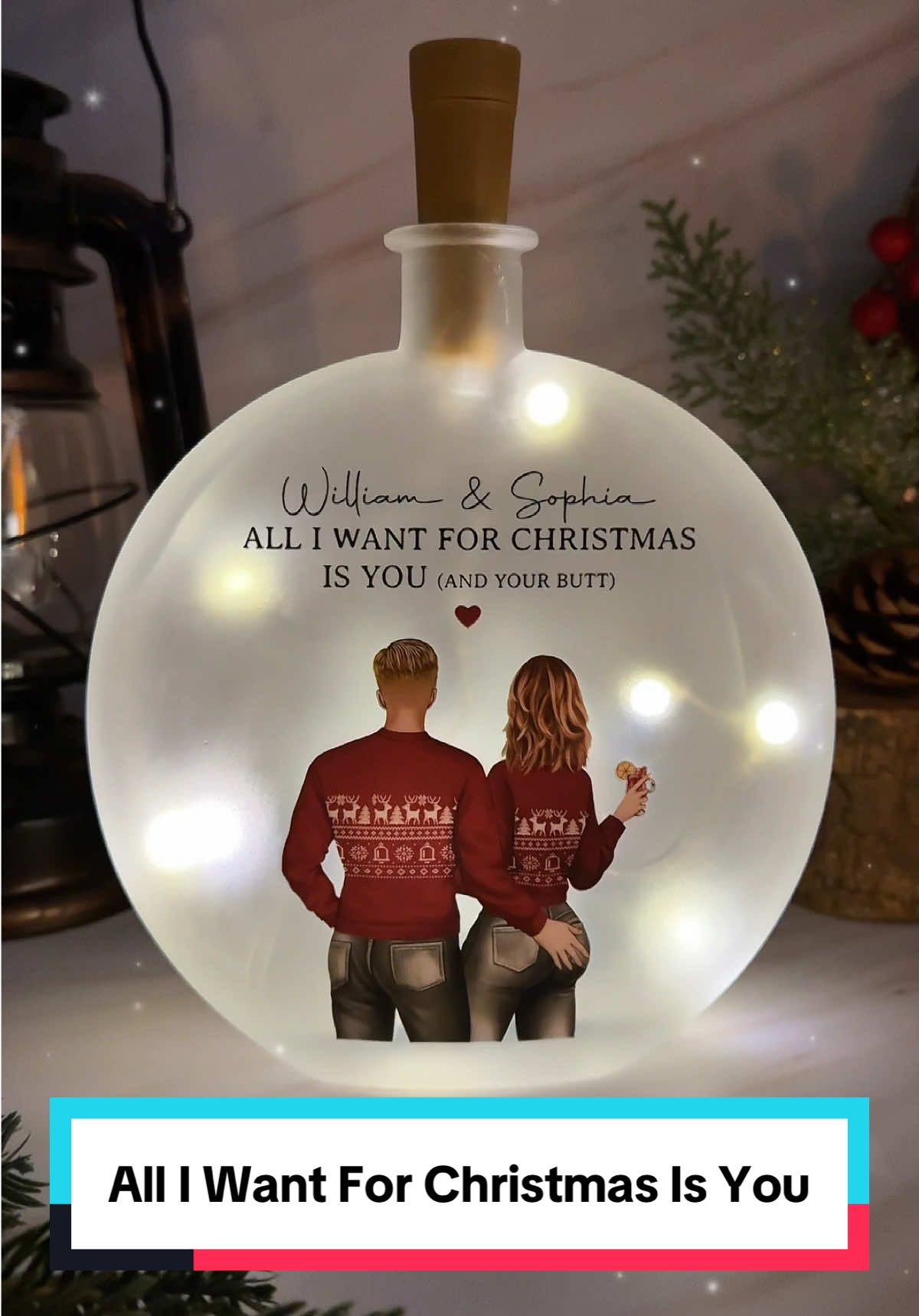 The only Christmas decoration that is both festive and very, very naughty. Get it! 🍑🔥  #macorner #flatbottlelight #couplegoals #christmasdecor #anniversary