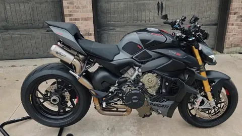 2024 Ducati Streetfighter V4S with Spark Double GP #ducati #streetfighter #v4s