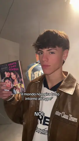 ma purtroppo non tutto è hype e se volete sapere come @Viola Silvi e @Cristiano🌓 si sono lasciati, il libro è già su Amazon! 🤫🩷