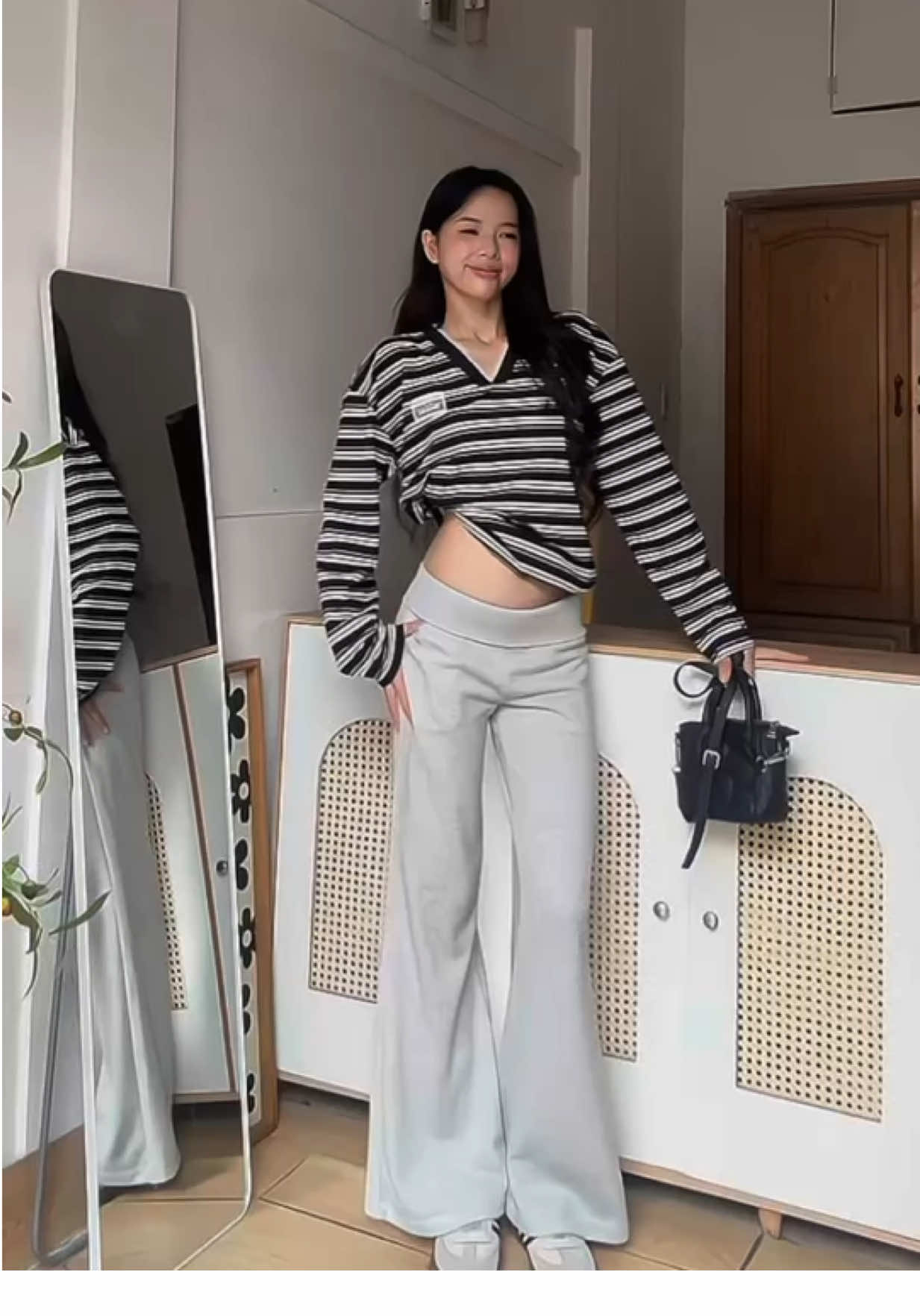 Outfit đầu mùa đông 🧣@She By Shi #1m68review #shebyshi #quanongloe #aosweater #aoke 