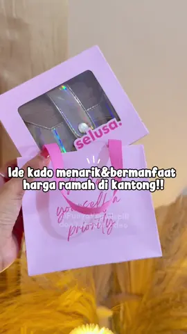 dompet gemes bisa untuk pemakaian pribadi atau d jadikan kado. Harganyaa ramah banget d kantong. packagingny cakepp banget, yg mau bisa cek di keranjang yah🛒 #dompet #idekado #dompetwanita #dompetselusa #dompetlipat 