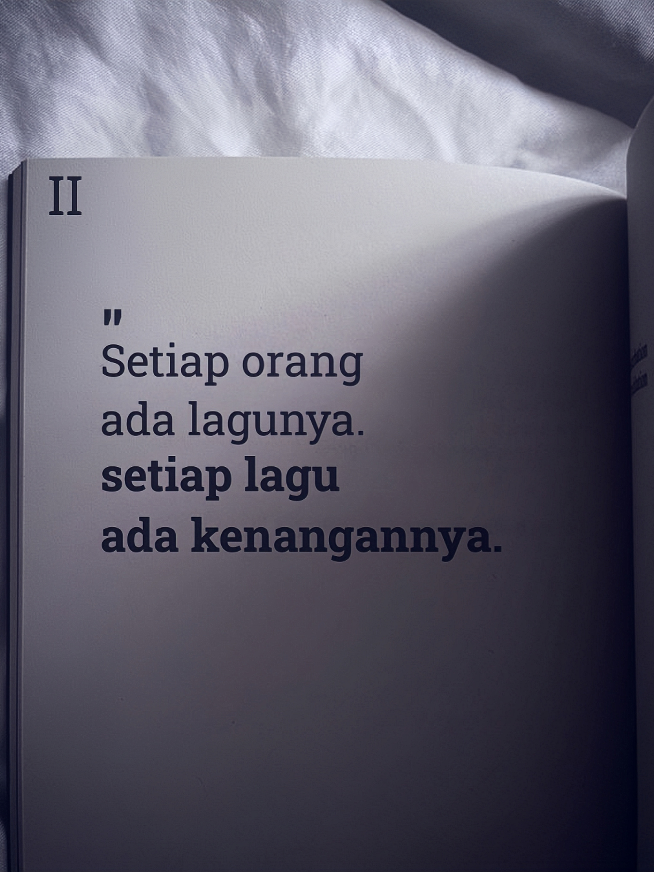 | Pray🥀.                                                    ke inget apa ama ni lagu☝️😔.              #song #lyrics #liriklagu #pray #xyzbca 