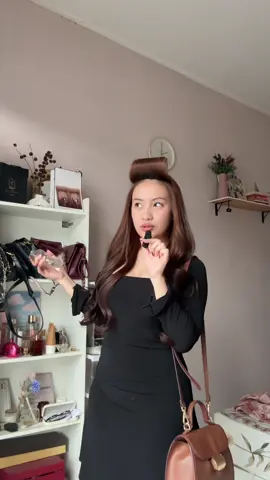 RECOMMEND AKU PARFUMMMM  #OOTD #parfumrecomended 