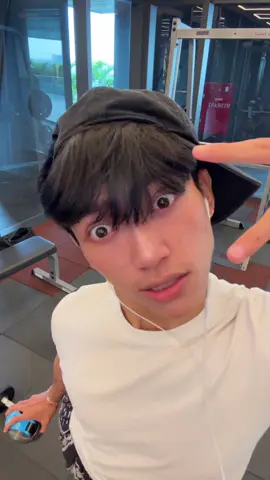 TWICE!  . . #celanamurah #celanakulot #bajumurah #outfitgym #outfitideas 