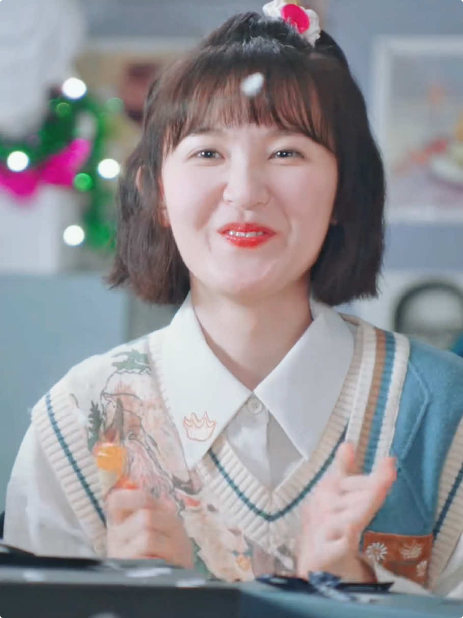 Gadis itu tidak menyadari bahwa sahabatnya iri padanya #cdrama #thepromiseofgrowinguptogether #jimeihan #tianhongjie #TikTokTainment #BahasDrama 