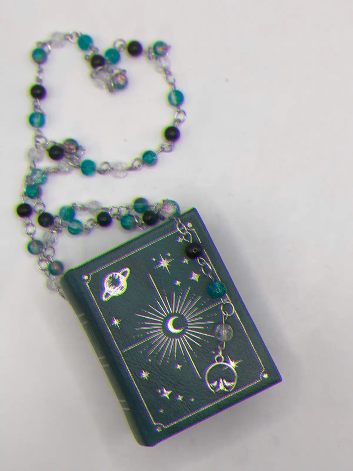 “There was no dust wrapper on it and the front had no title, but embossed on the spine in faded gold letters were the words Ex Altiora.” - Mag 4 (Page Turner) #tma #themagnusarchives #thevast #thevasttma #shop 