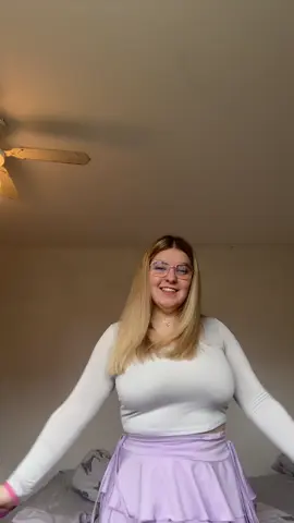 #cutesy #viral #random #fitcheck #midsizefashion 