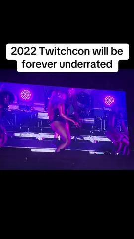 #twitchcon2022 will always be the best #megantheestallion  concert was amazing