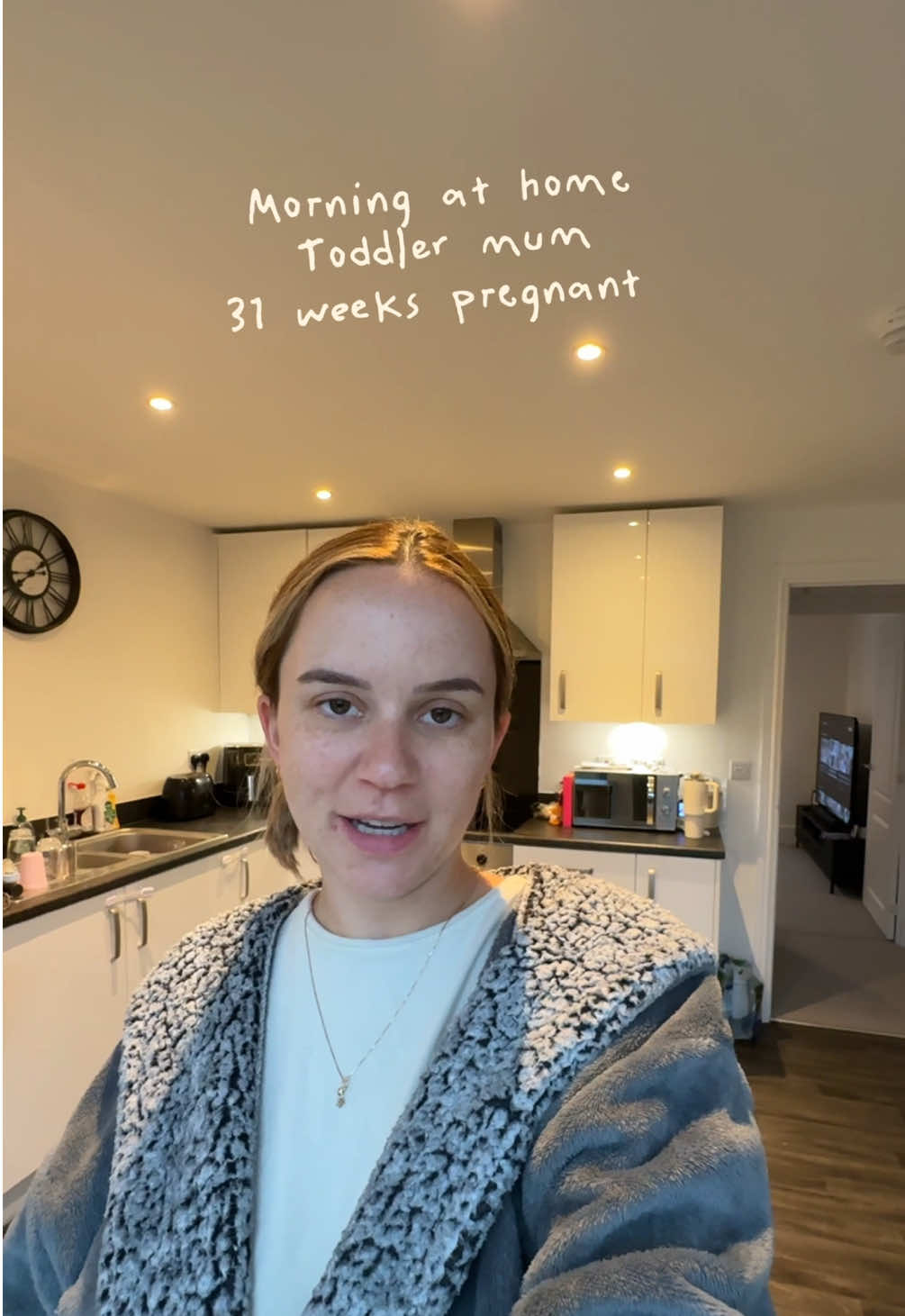 Stuck between wanting to be in the Dubai sun all the time & then being in my cosy autumn /winter with my baby era 😂 #ditl #ditlofamom #ukmum #vlogtiktok #fyp 