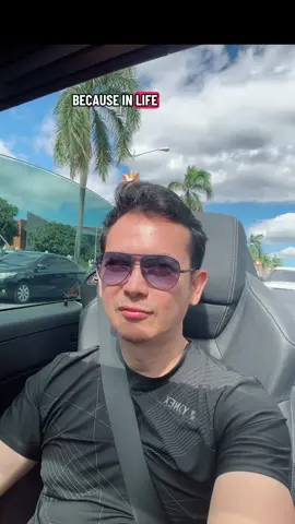 Living in the moment is happiness #fypシ゚viral🖤tiktok #worklife #life #solo 
