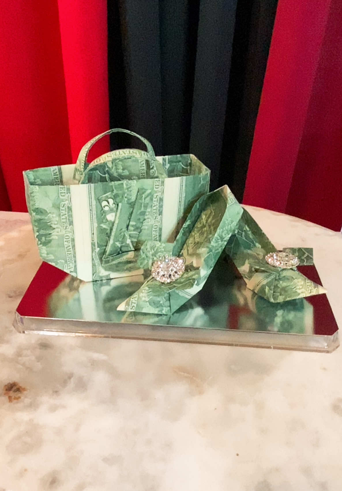 Follow the link in bio to contact me for info and ordering.  Available upon request with any denomination or real bills. #handmade #purse #shoes #money #moneygift 