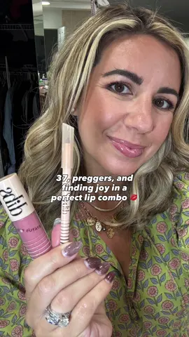 Currently craving: chocolate ice cream, naps, and this @DIBSBEAUTY lip combo 💋💄 Comment LIPS on my Instagram post to receive a DM with the link to this post on my LTK ⬇ https://liketk.it/5rr0r #ltkbeauty #dibsbeauty #lipcombo #momtobe #chicagoblogger 