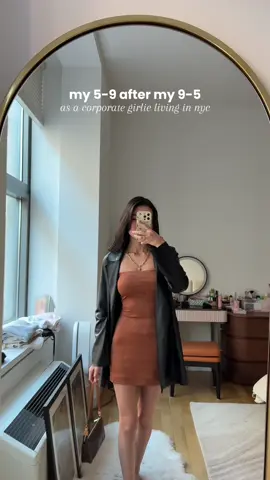 little sidequest for the week 🤭🪽 #5to9afterthe9to5 #corporategirlies #nyclife #livinginnyc #5to9 