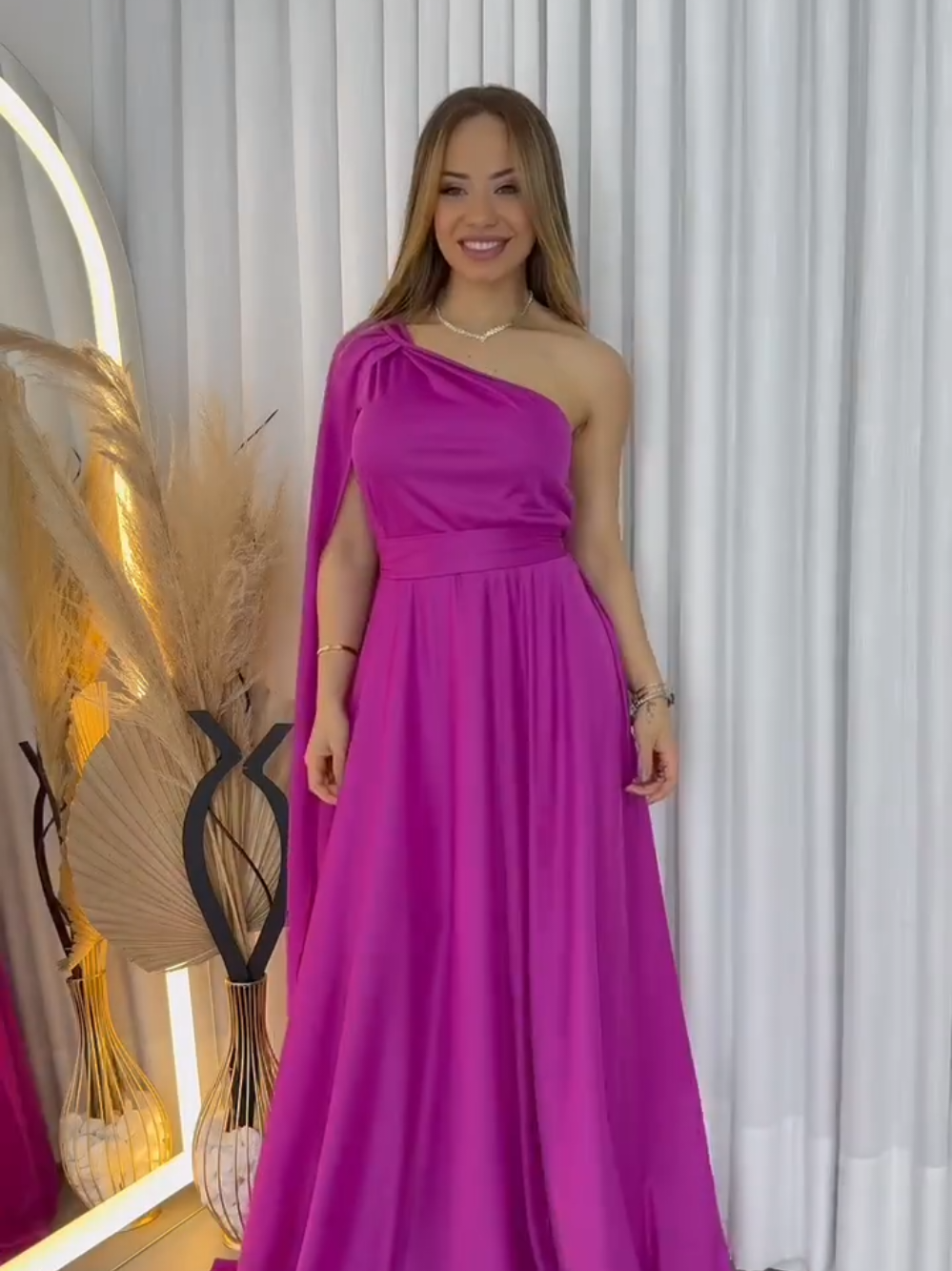 Vestido Longo Nula Manga com Fenda na Lateral /Festa/Madrinhas/ Formaturas/Casamento ✨️LINK DA LOJA NA BIO ou comenta QUERO que te envio.  #moda #modafesta #vestido 