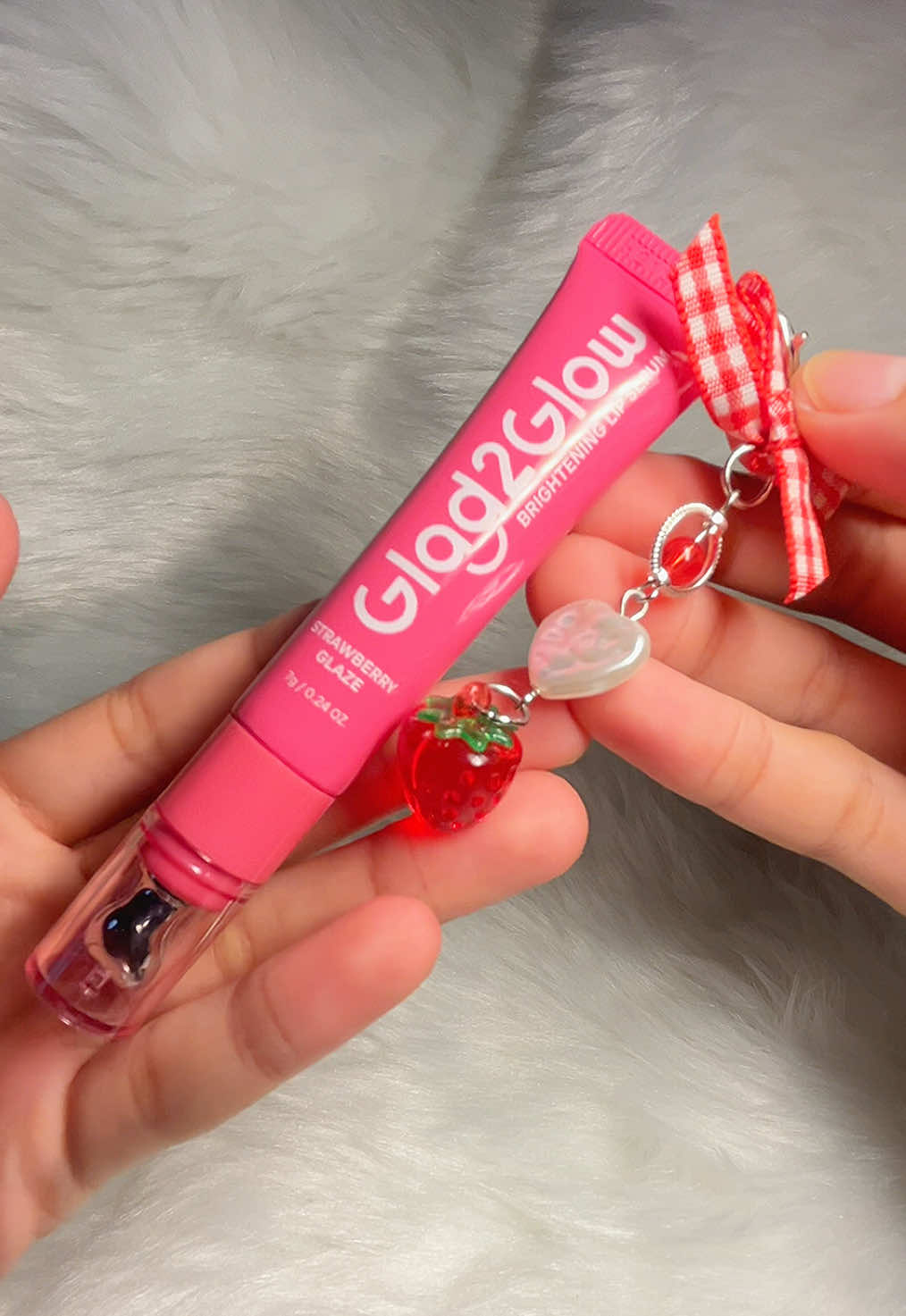 New release @Glad2Glow.ph  lip serum  🩷🩷🩷  #glad2glow #glad2glowlipserum #g2g #glad2glowpromo #g2glipserumcharm 